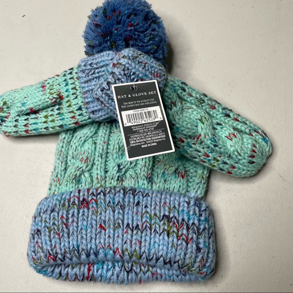 West loop hat and gloves set